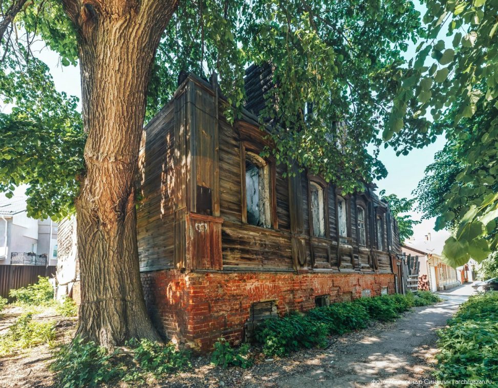 Дом священника Любомудрова